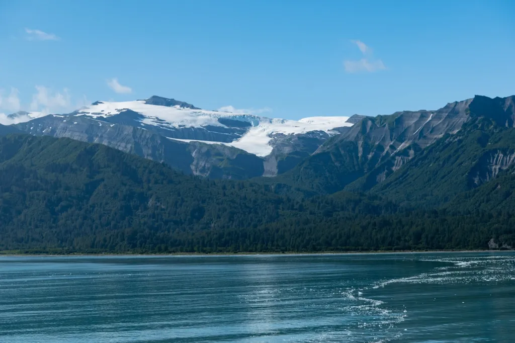 Photo of mountain view while exiting Icy Bay