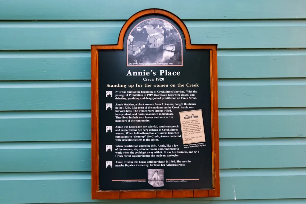 Photo of Annie's Place placard