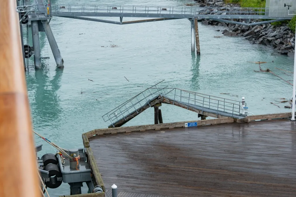 Photo of section of broken pier, Valdez