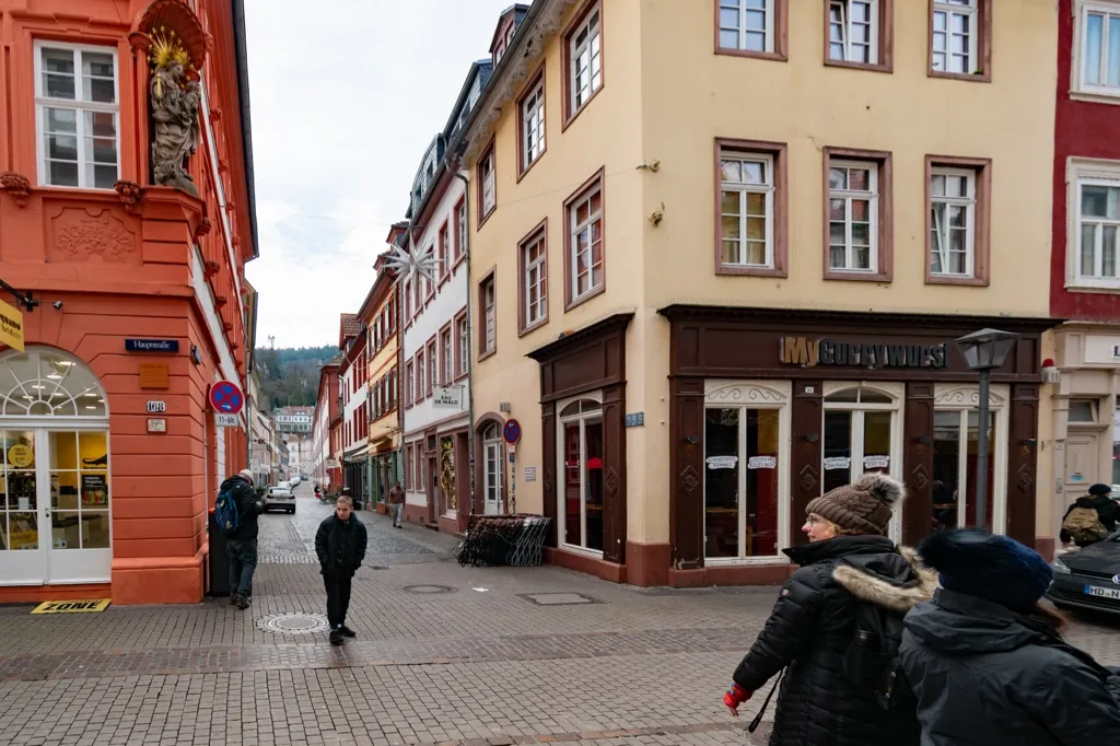 Photo showing Heidelberg streets and architecture