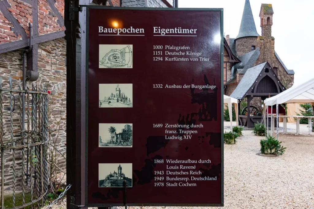 Photo of sign at entrance to Cochem Castle